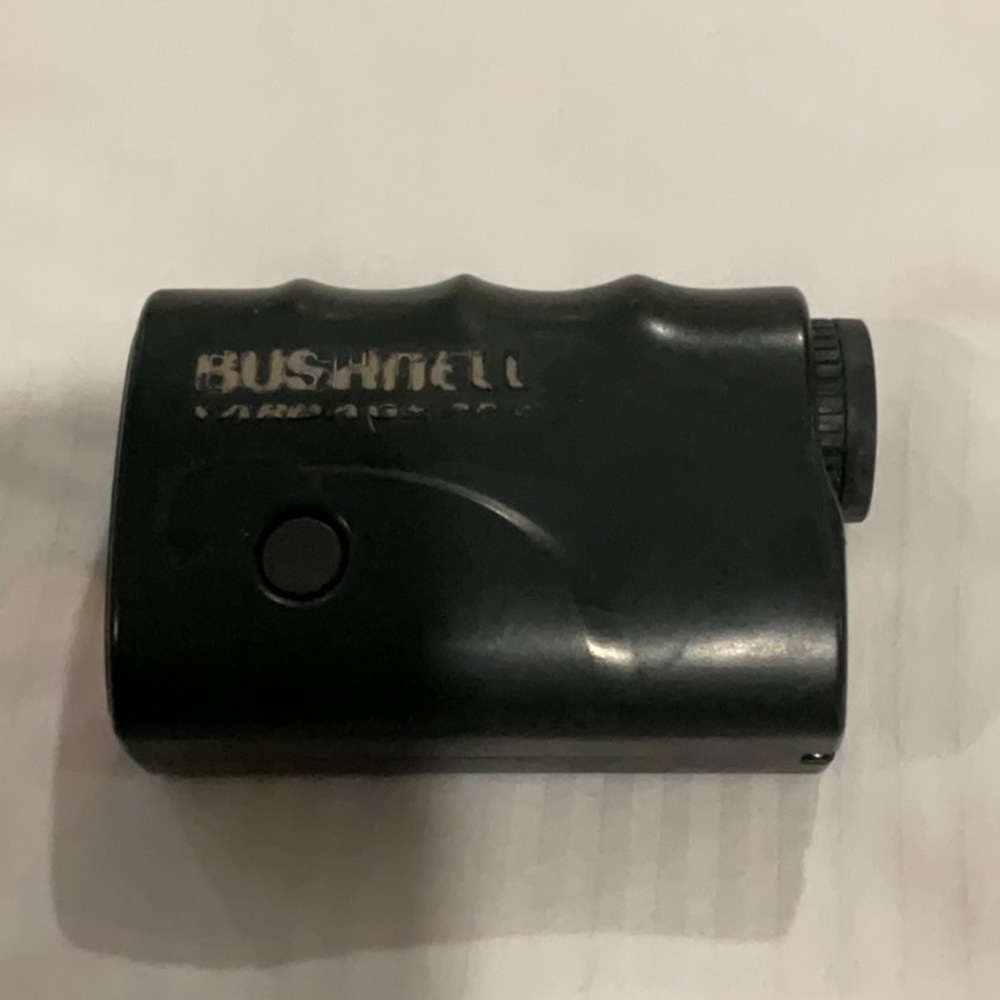 BUSHNELL LASER FAIRWAY FINDER TO DETECT HOW FAR THE FAIRWAY IS OR ANYTHI… - Picture 3 of 16